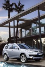 Citroen C-Crosser 2008 года
